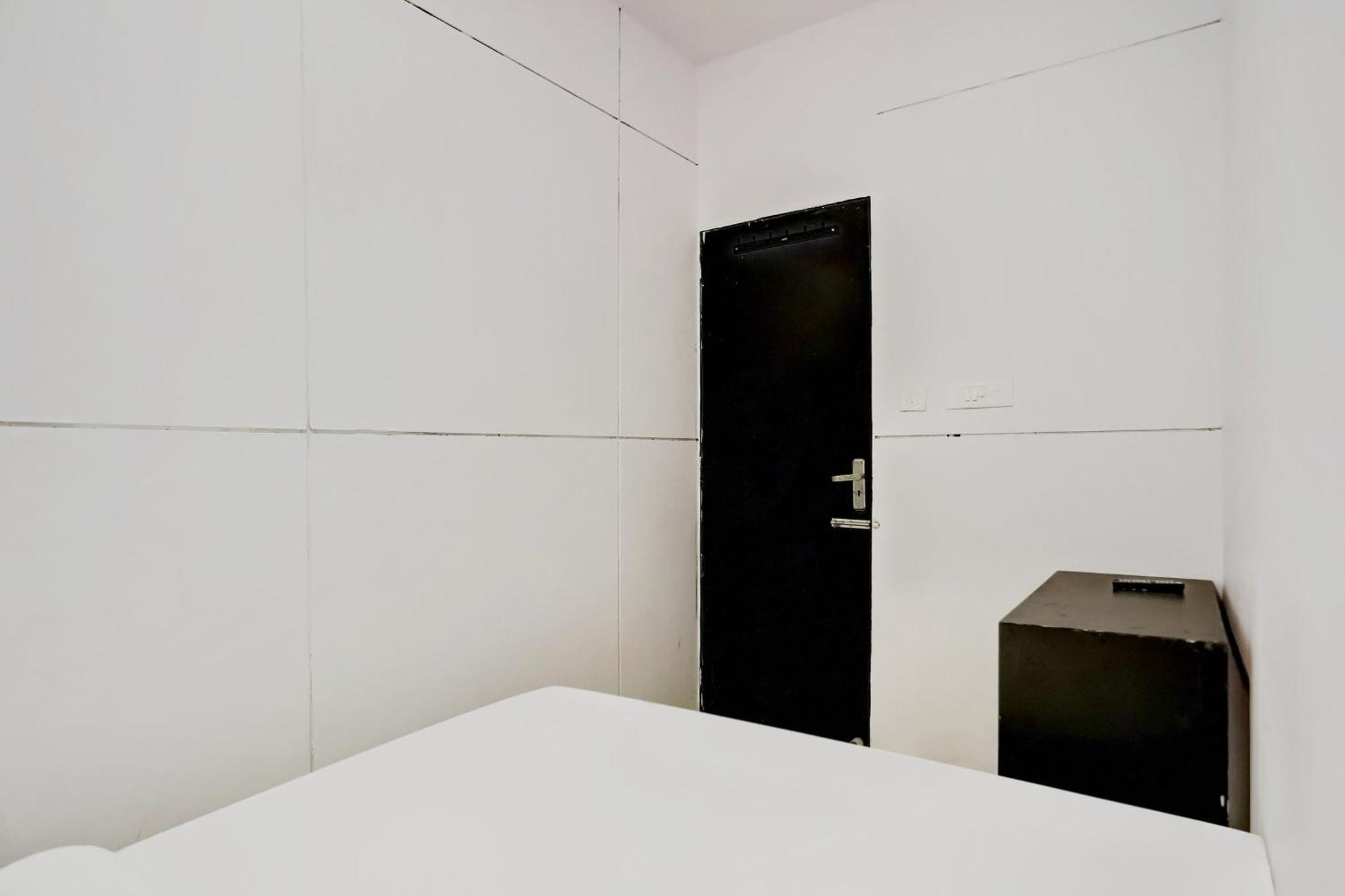 Hotel O North Campus New Delhi Luaran gambar