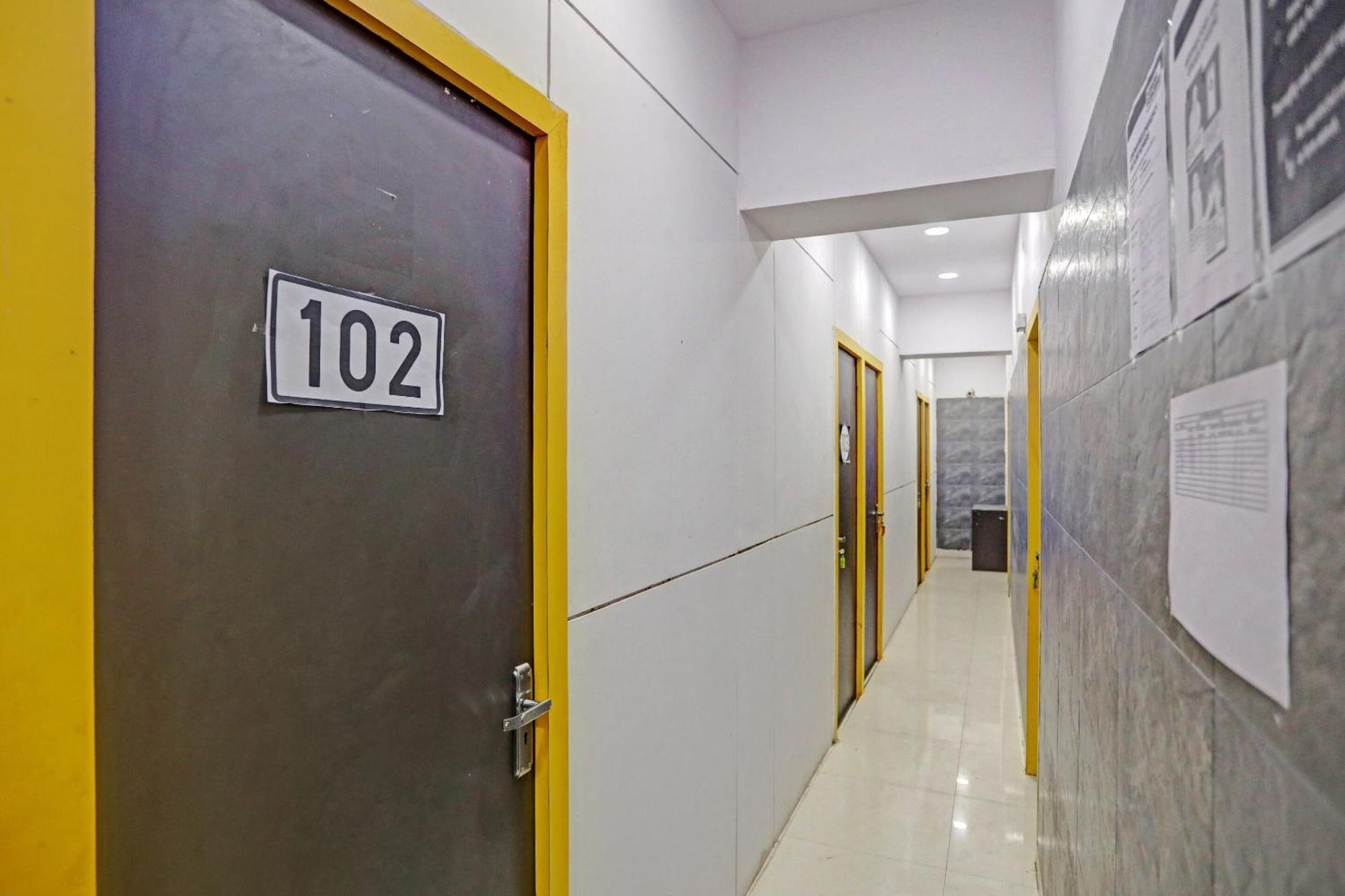 Hotel O North Campus New Delhi Luaran gambar