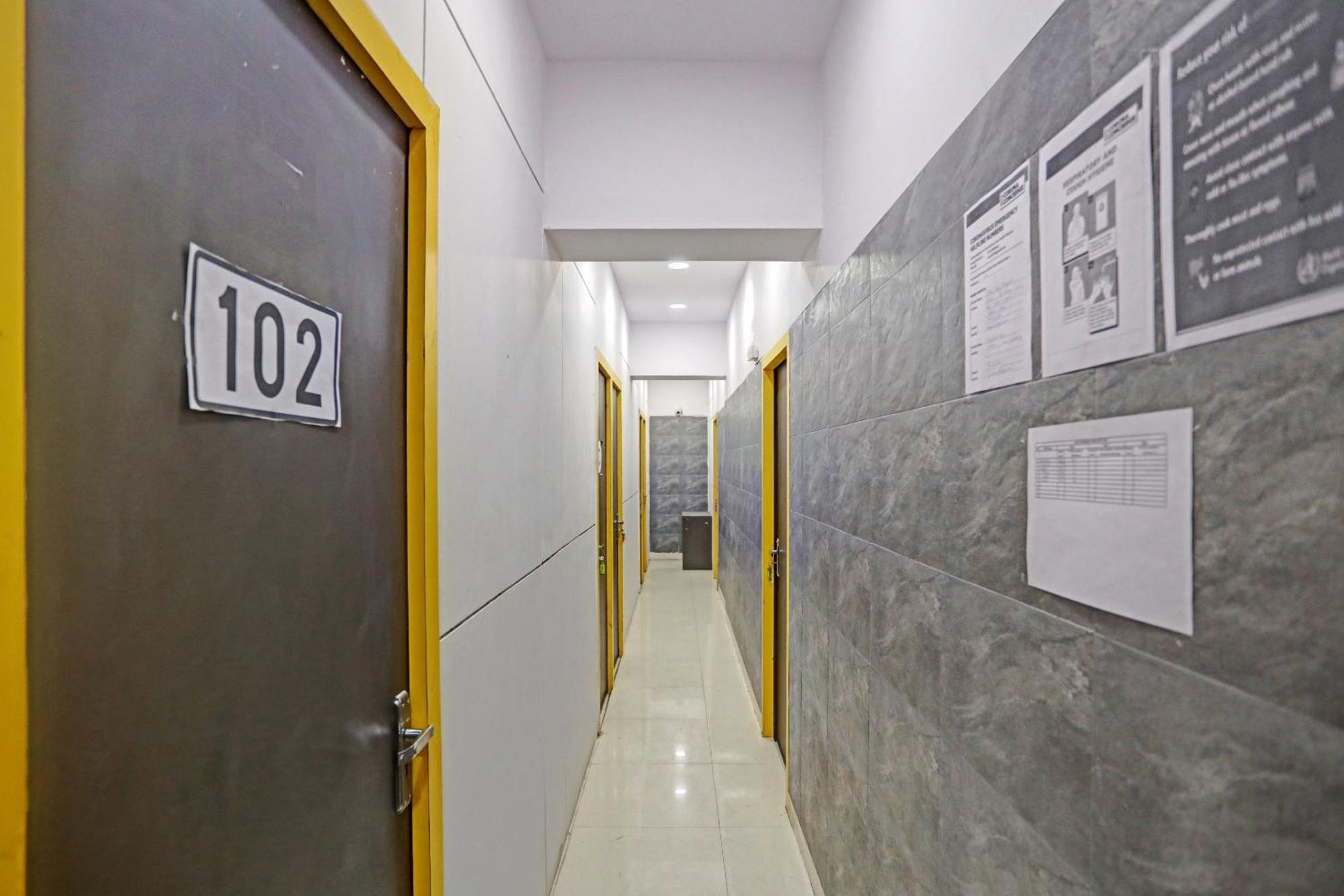 Hotel O North Campus New Delhi Luaran gambar